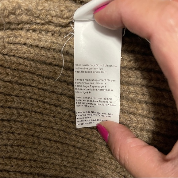 Hugo Boss Black Label Sweater - Picture 9 of 16